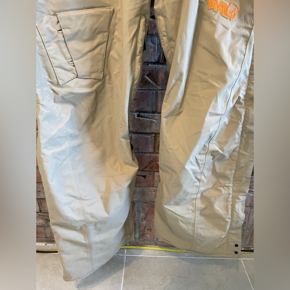 Volcom Snow Pants Adult Medium Brown Thermonite Snowboarding Skiing Mens Size M - Picture 6 of 10